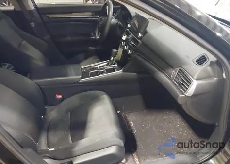 2018 Honda Accord Lx z USA, uszkodzony, nr VIN 1HGCV1F15JA238184